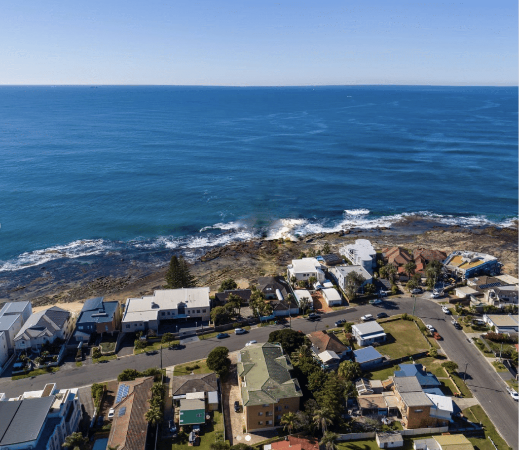 Ocean Parade, Blue Bay NSW