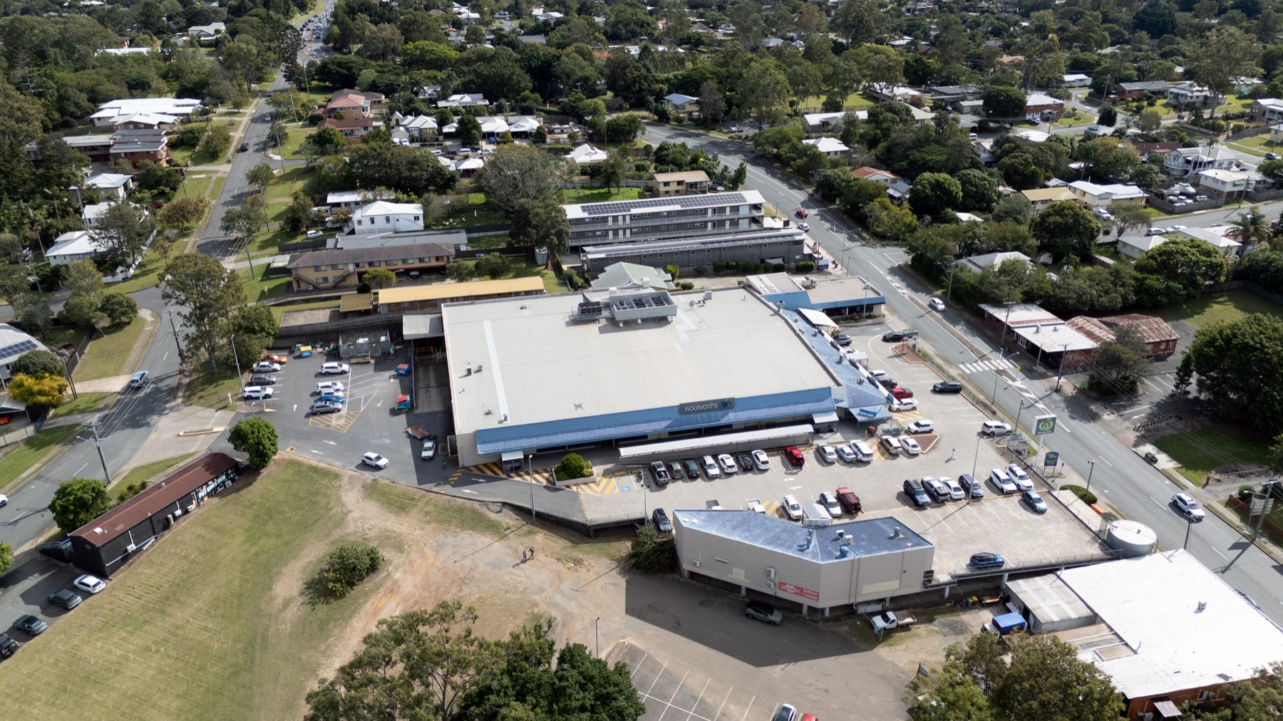 Petrie Shopping Centre changes hands